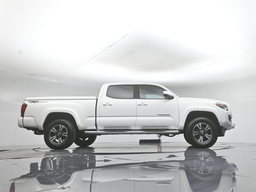Used 2019 Toyota Tacoma TRD Sport RWD image 49