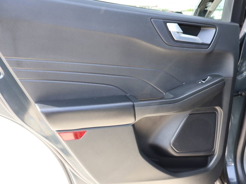 Certified 2022 Ford Escape SEL FWD image 17