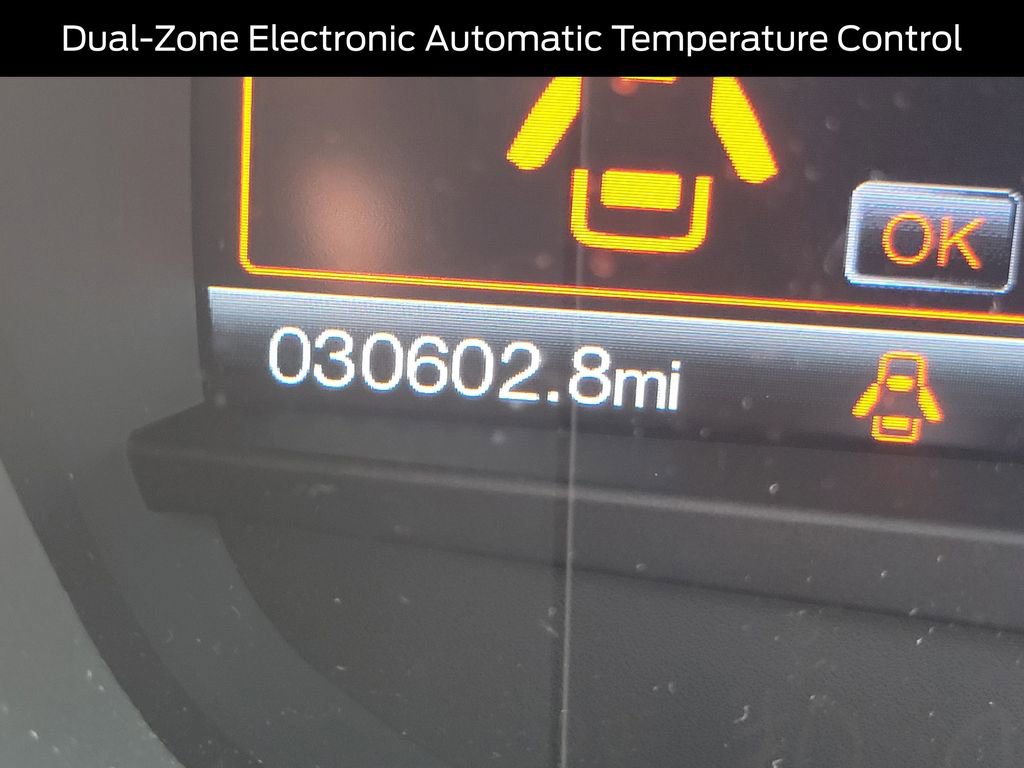 Certified 2017 Ford Fusion SE w/ Fusion SE Technology Package image 23