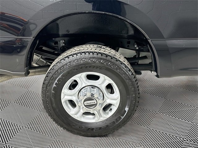 Certified 2025 Ford F350 XLT w/ FX4 Off-Road Package image 18