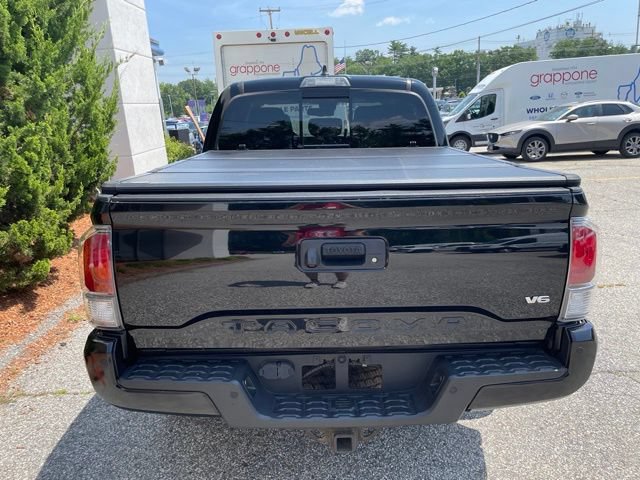 Used 2022 Toyota Tacoma TRD Off-Road w/ Technology Package AWD/4WD image 8