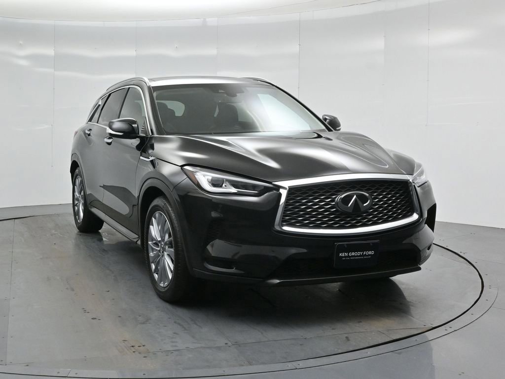 Used 2024 INFINITI QX50 Luxe image 9