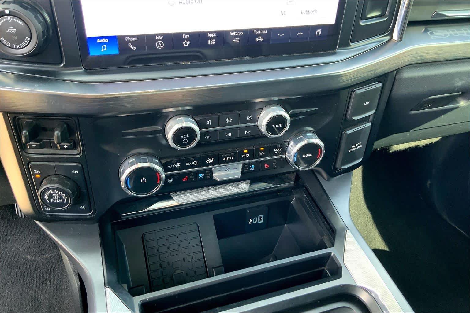 Certified 2024 Ford F250 Lariat w/ Lariat Ultimate Package AWD/4WD image 35