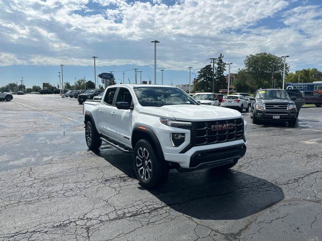 Used 2024 GMC Canyon AT4 w/ AT4 Premium Package AWD/4WD image 10