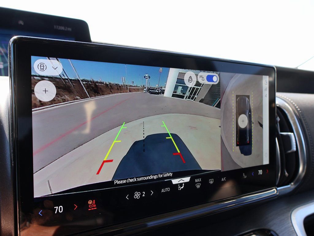 Certified 2025 Ford Expedition Max Platinum image 37