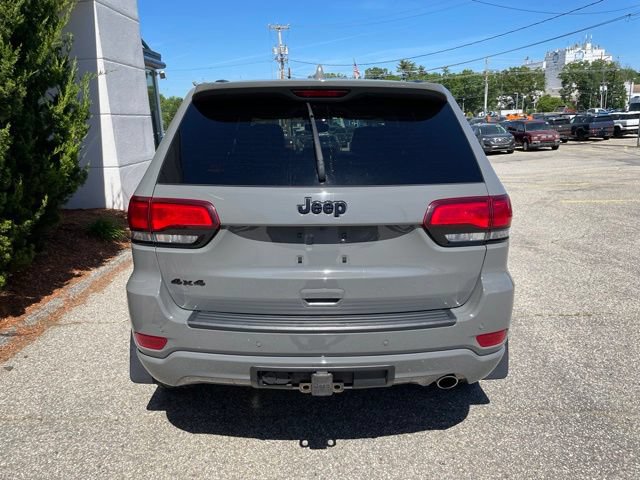 Used 2022 Jeep Grand Cherokee Laredo X AWD/4WD image 7