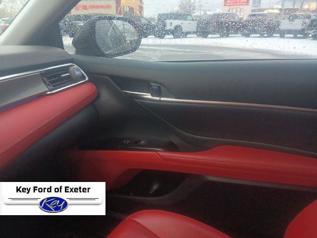 Used 2018 Toyota Camry XSE image 29