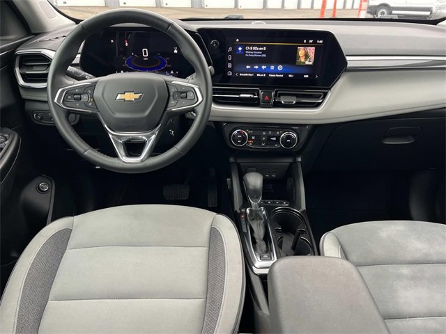 Used 2024 Chevrolet TrailBlazer LT w/ Convenience Package image 14