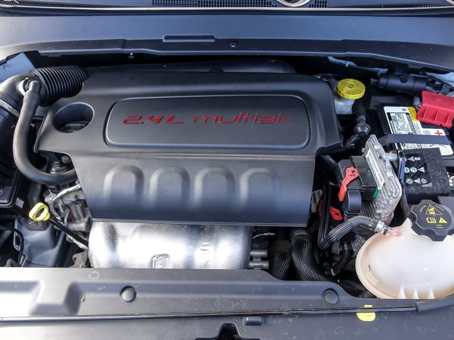Used 2022 Jeep Compass Latitude w/ Sun and Sound Group AWD/4WD image 33