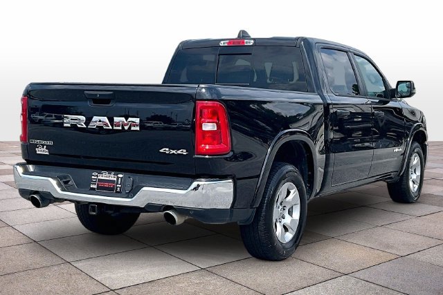 Used 2025 RAM 1500 Big Horn AWD/4WD image 14