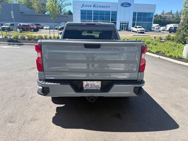 Used 2024 Chevrolet Silverado 1500 RST AWD/4WD image 4