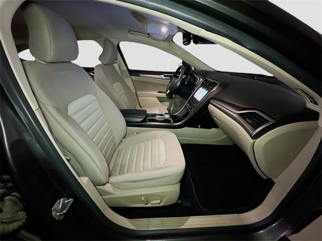 Certified 2019 Ford Fusion SE image 22