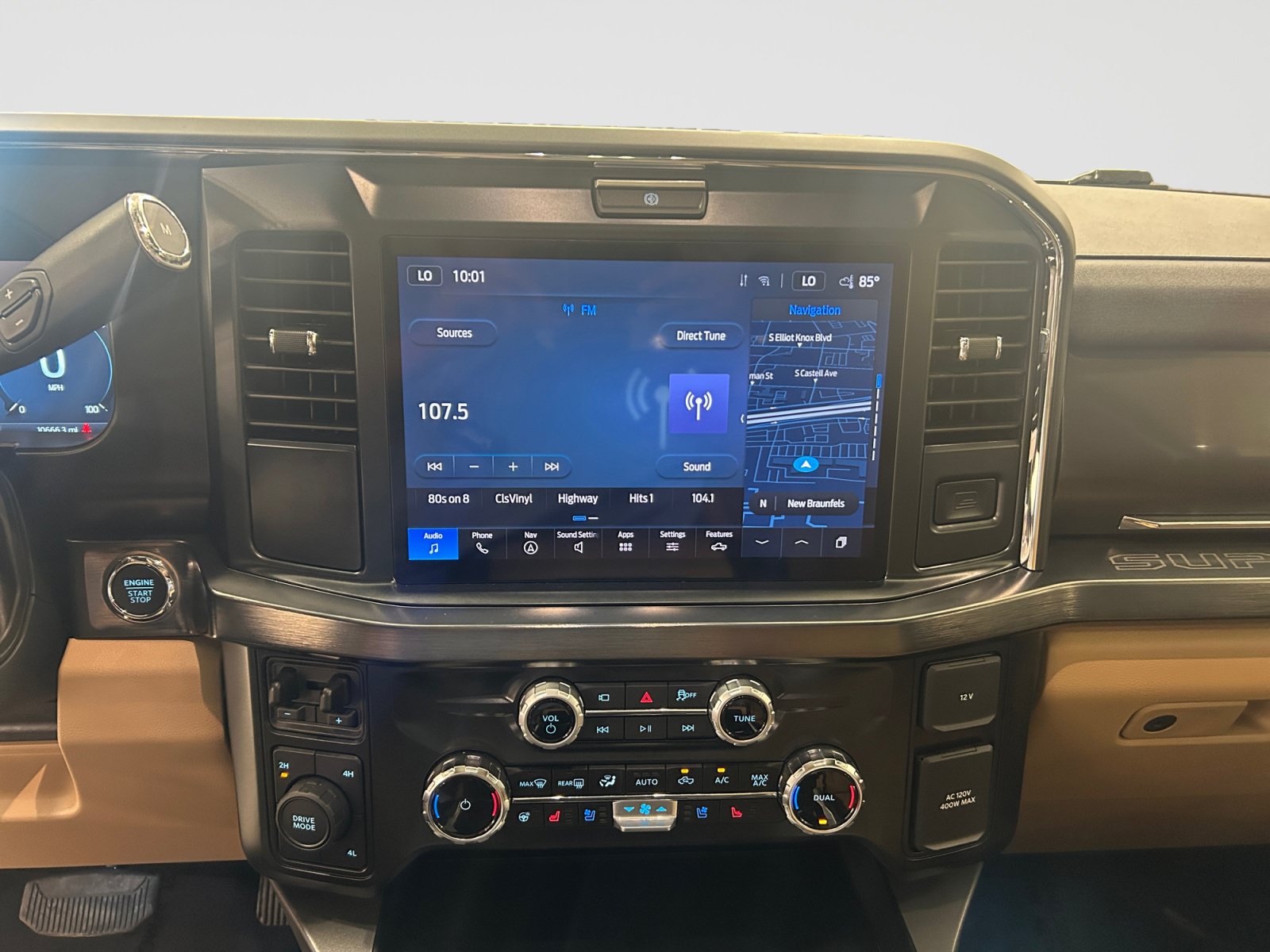 Certified 2025 Ford F350 Lariat w/ Camper Package AWD/4WD image 15