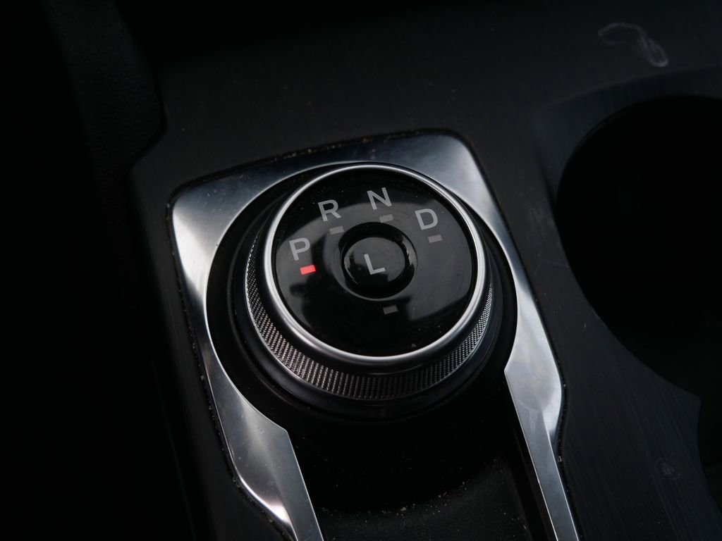 Certified 2024 Ford Escape Platinum AWD/4WD image 23