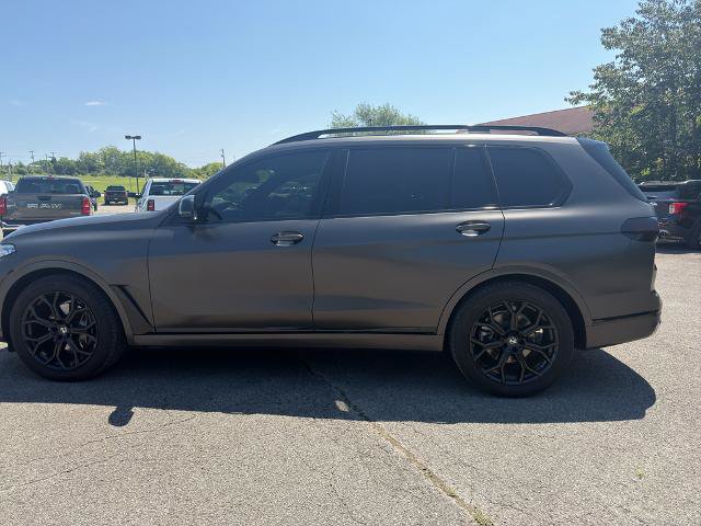 Used 2021 BMW X7 xDrive40i w/ Executive Package AWD/4WD image 8