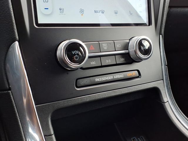 Certified 2024 Ford Edge Titanium AWD/4WD image 27