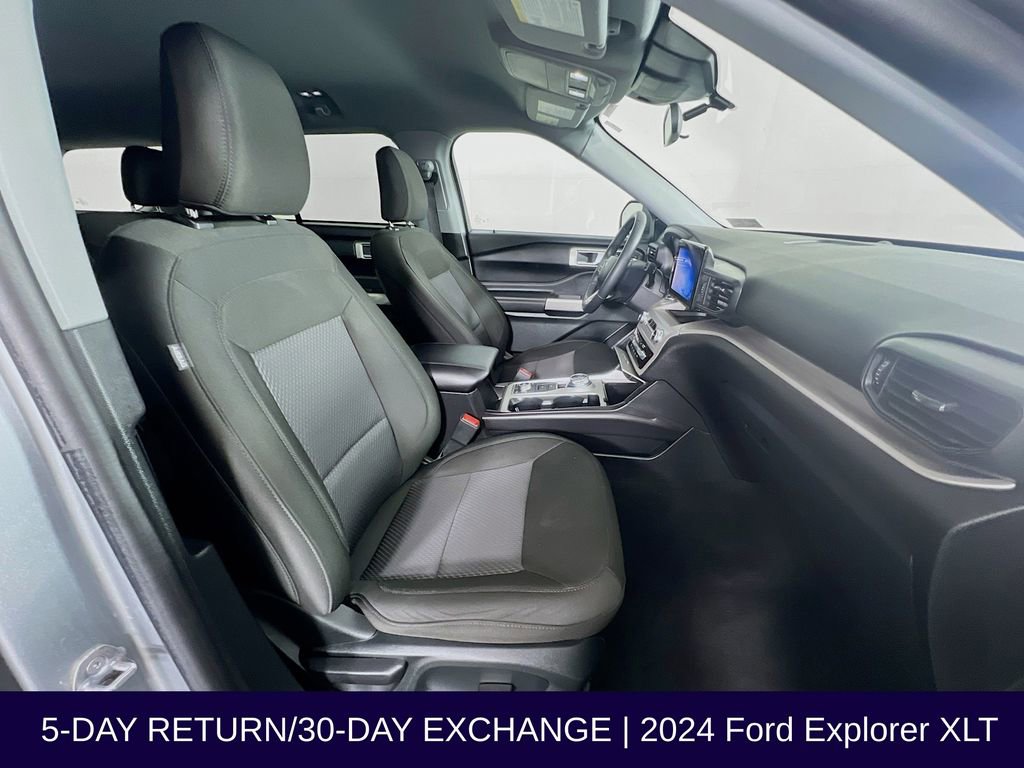 Certified 2024 Ford Explorer XLT AWD/4WD image 33