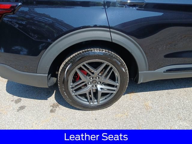 Certified 2025 Ford Explorer ST w/ Sun And Sound Package AWD/4WD image 11