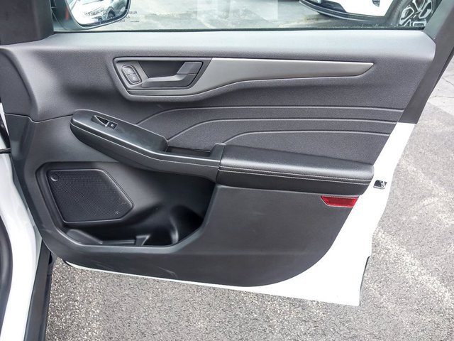 Certified 2025 Ford Escape Active AWD/4WD image 29