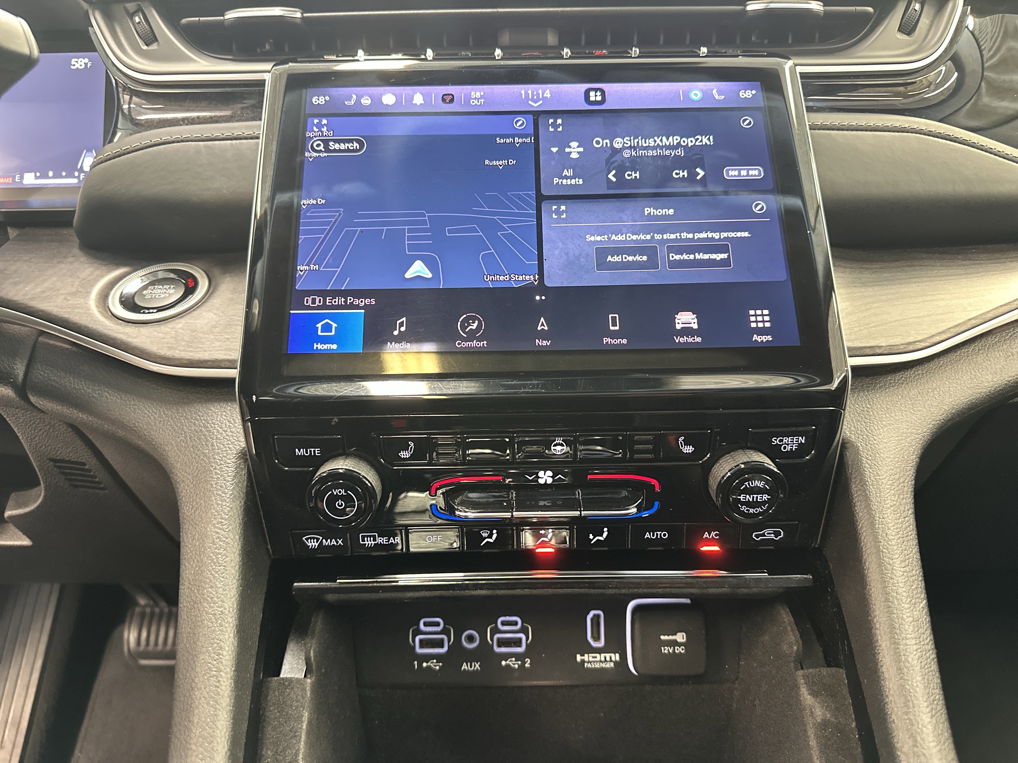 Used 2022 Jeep Grand Cherokee Limited w/ Trailer Tow Prep Group (B) image 12