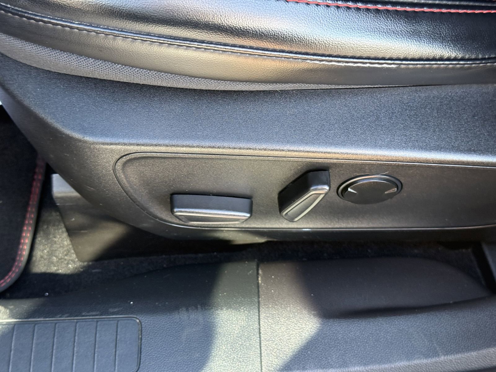 Certified 2023 Ford Escape ST-Line w/ Equipment Group 301A image 22