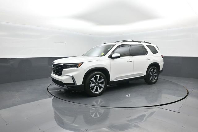 Used 2024 Honda Pilot Elite image 4