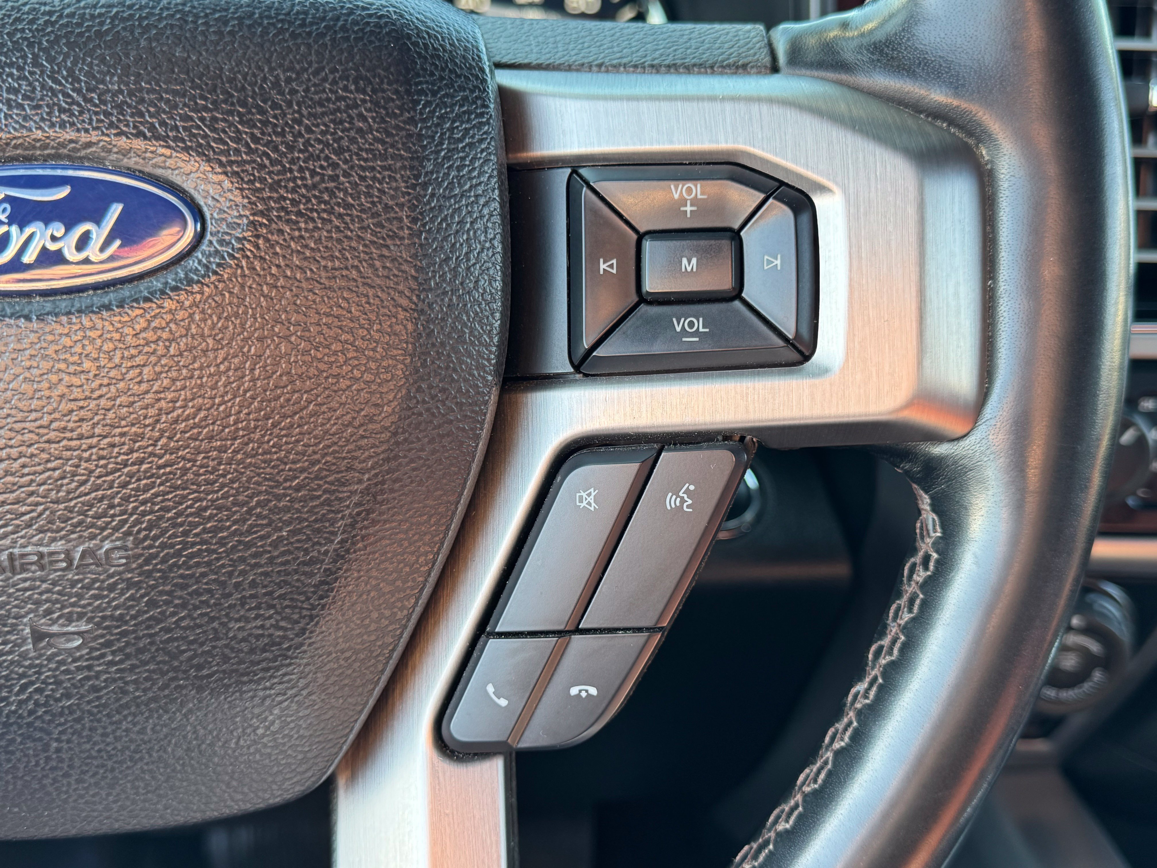 Certified 2019 Ford F150 Platinum w/ Equipment Group 701A Luxury AWD/4WD image 50