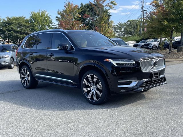 Used 2023 Volvo XC90 B6 Ultimate w/ Lounge Package AWD/4WD image 7