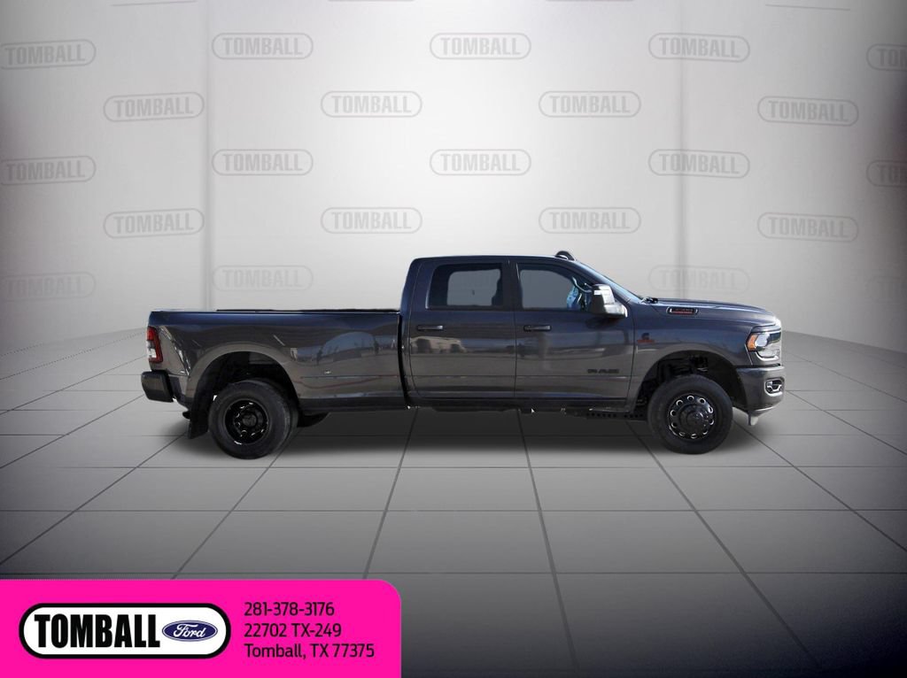 Used 2024 RAM 3500 Big Horn w/ Night Edition AWD/4WD image 9