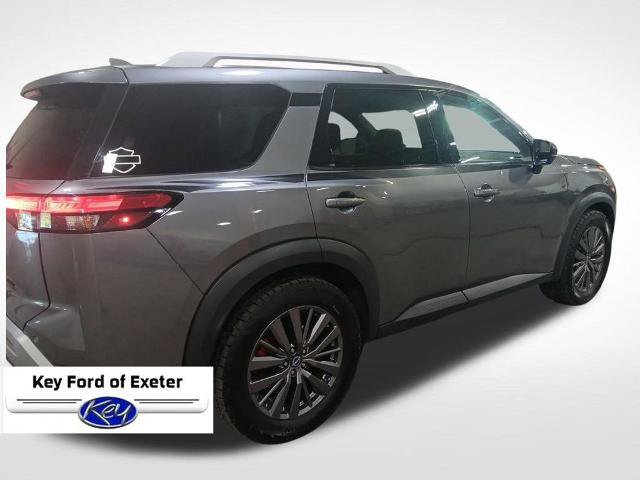 Used 2023 Nissan Pathfinder SL w/ SL Premium Package AWD/4WD image 11