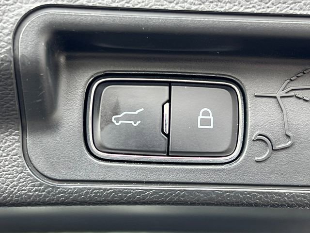 Certified 2023 Ford Explorer XLT w/ Equipment Group 202A image 38