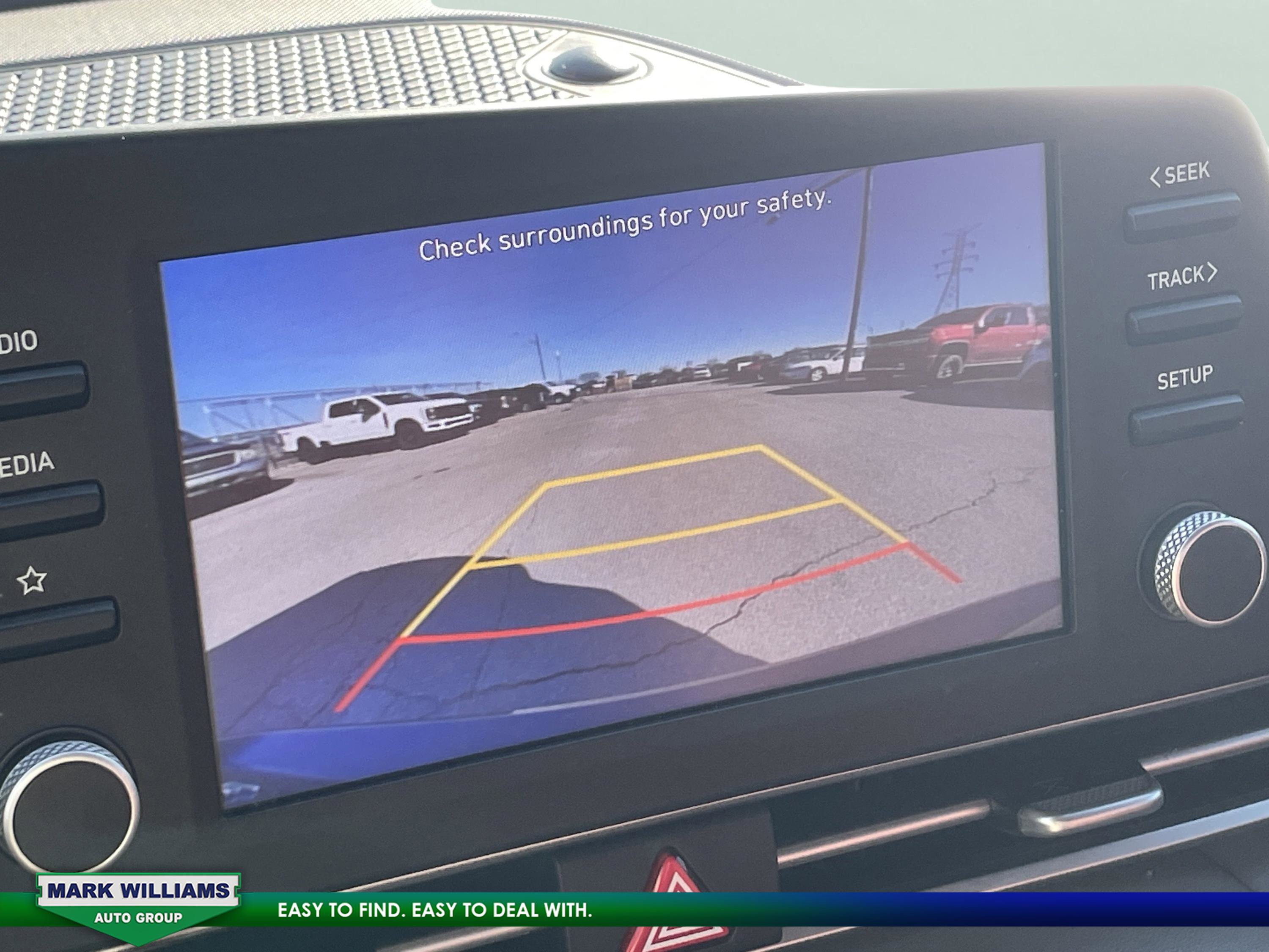 Used 2021 Hyundai Elantra SEL image 17