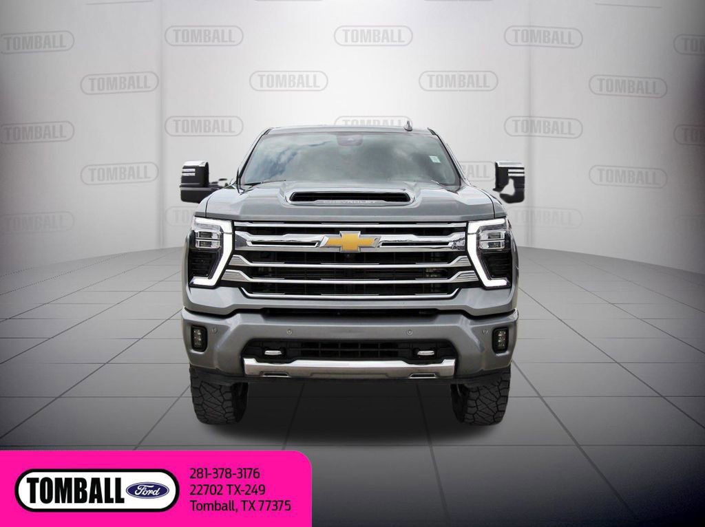 Used 2024 Chevrolet Silverado 2500 High Country w/ High Country Premium Package image 8