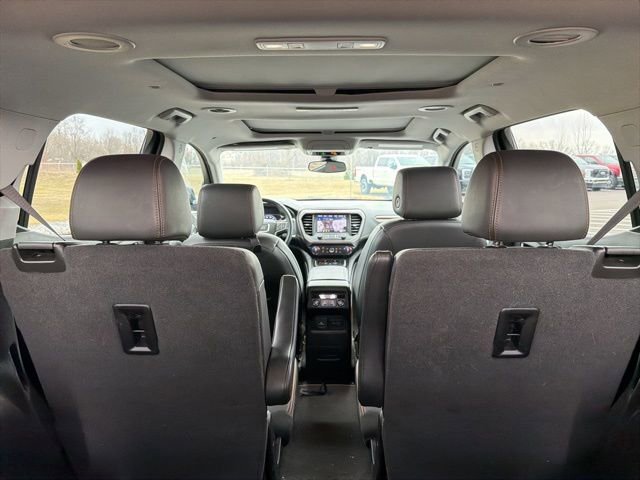 Used 2023 GMC Acadia AT4 w/ Technology Package image 14