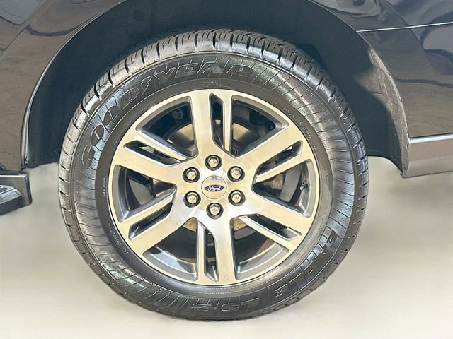 Certified 2023 Ford Expedition Limited image 8