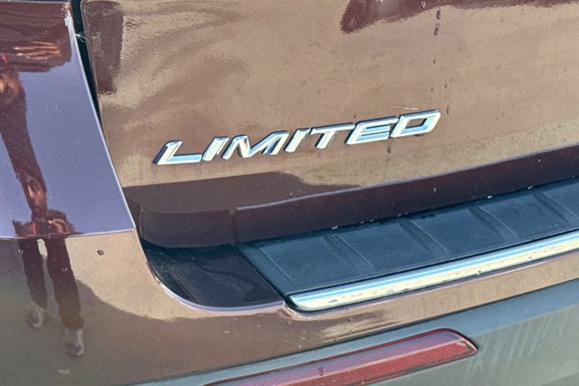 Certified 2020 Ford Explorer Limited w/ Hybrid Equipment Group 310A image 37