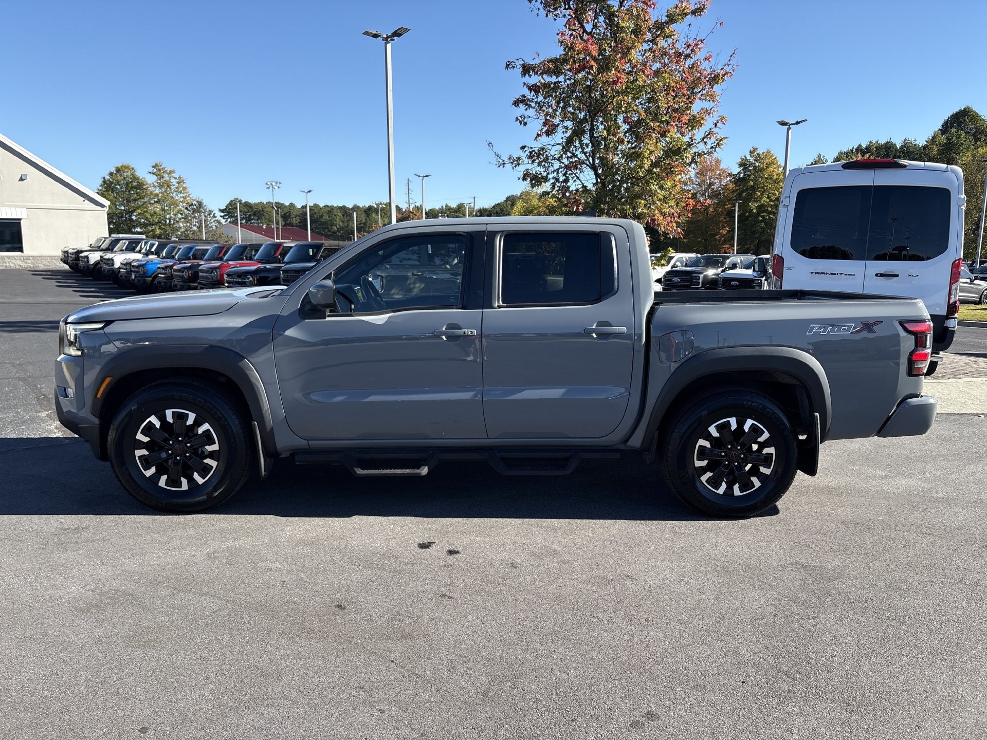 Used 2023 Nissan Frontier Pro-X w/ Tow Package RWD image 18