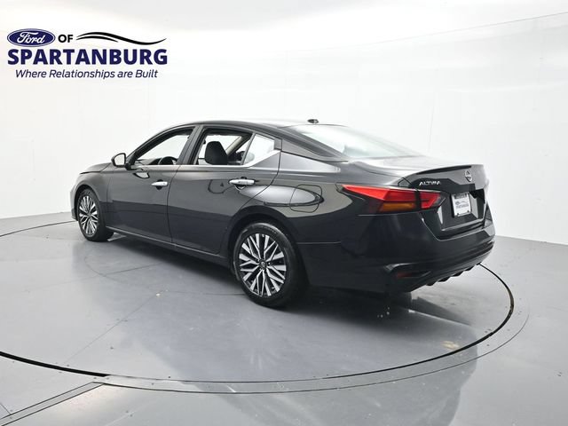 Used 2025 Nissan Altima 2.5 SV FWD image 5