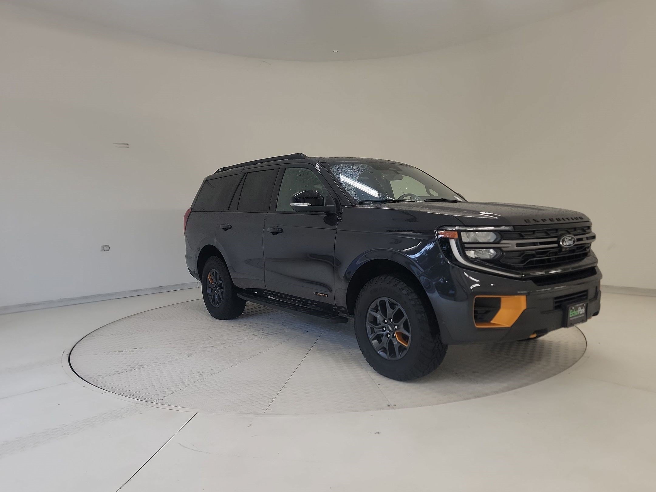 Certified 2025 Ford Expedition Tremor AWD/4WD image 5