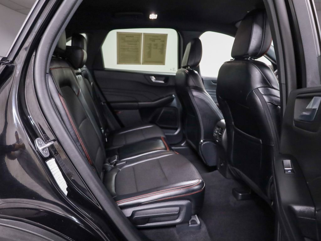 Certified 2025 Ford Escape ST-Line image 27