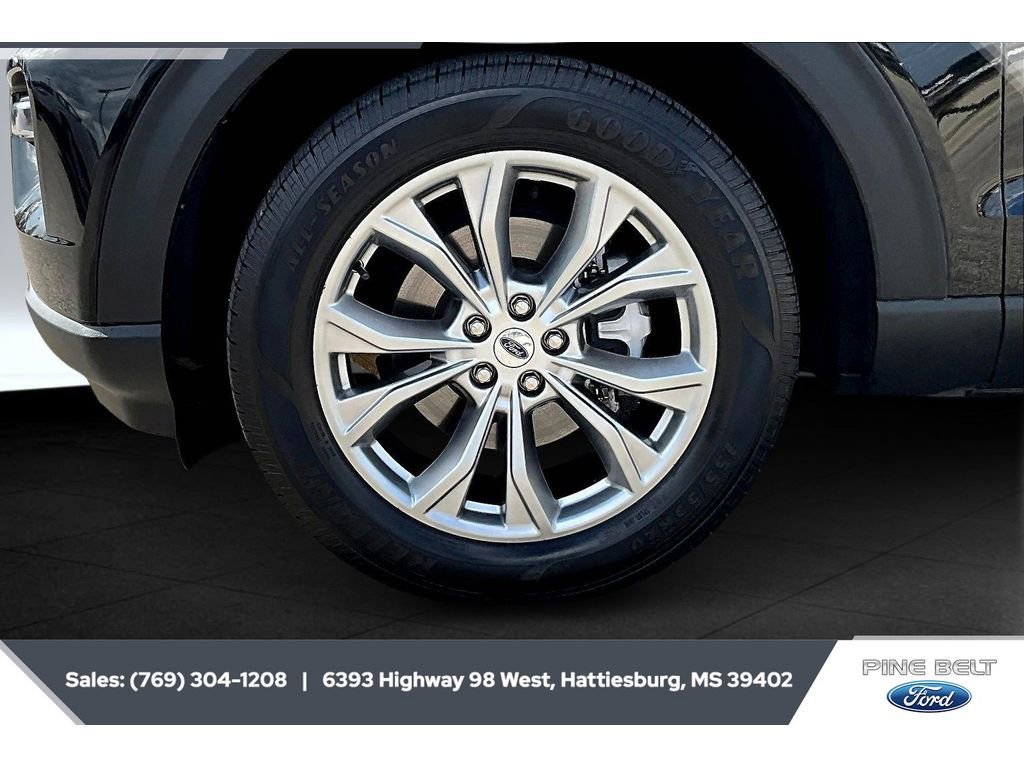 Certified 2023 Ford Explorer XLT w/ Equipment Group 202A image 9