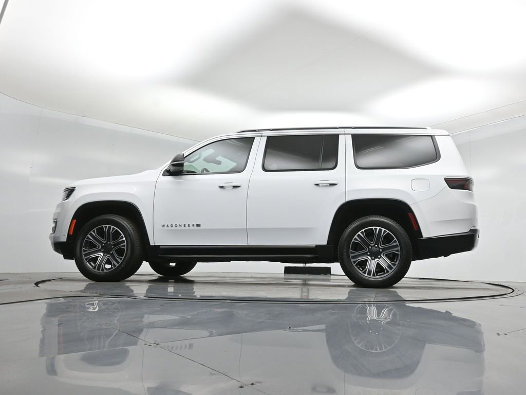 Used 2024 Jeep Wagoneer Series II w/ Flexible Seating Group image 58