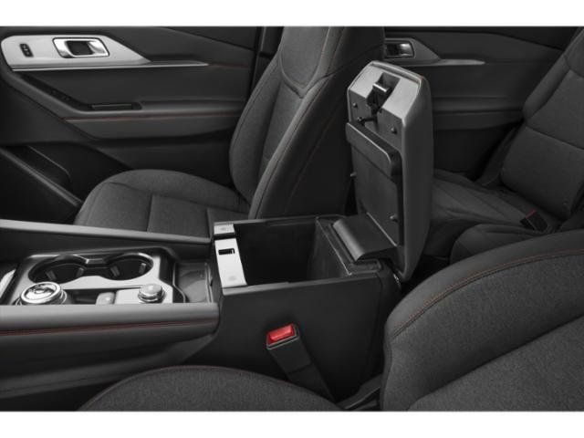 Certified 2025 Ford Explorer Active w/ Active Comfort Package AWD/4WD image 13