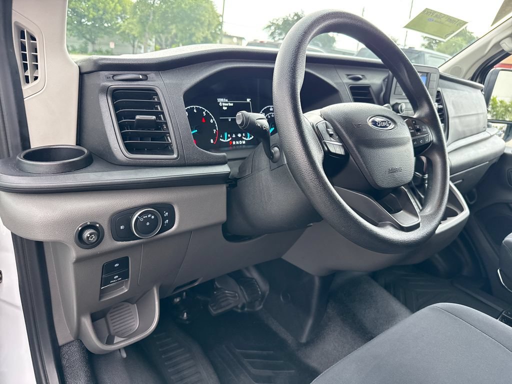 Certified 2025 Ford Transit 250 Low Roof w/ Exterior Upgrade Package RWD image 6