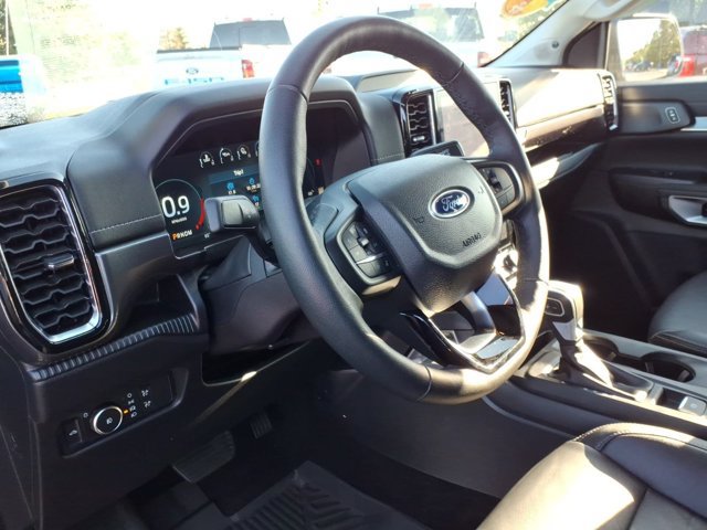 Certified 2025 Ford Ranger Lariat w/ FX4 Off-Road Package AWD/4WD image 16