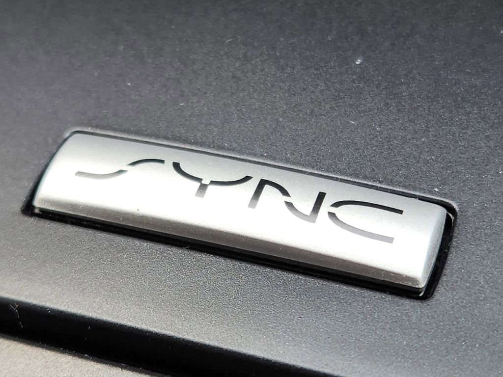 Certified 2018 Ford Explorer XLT image 31