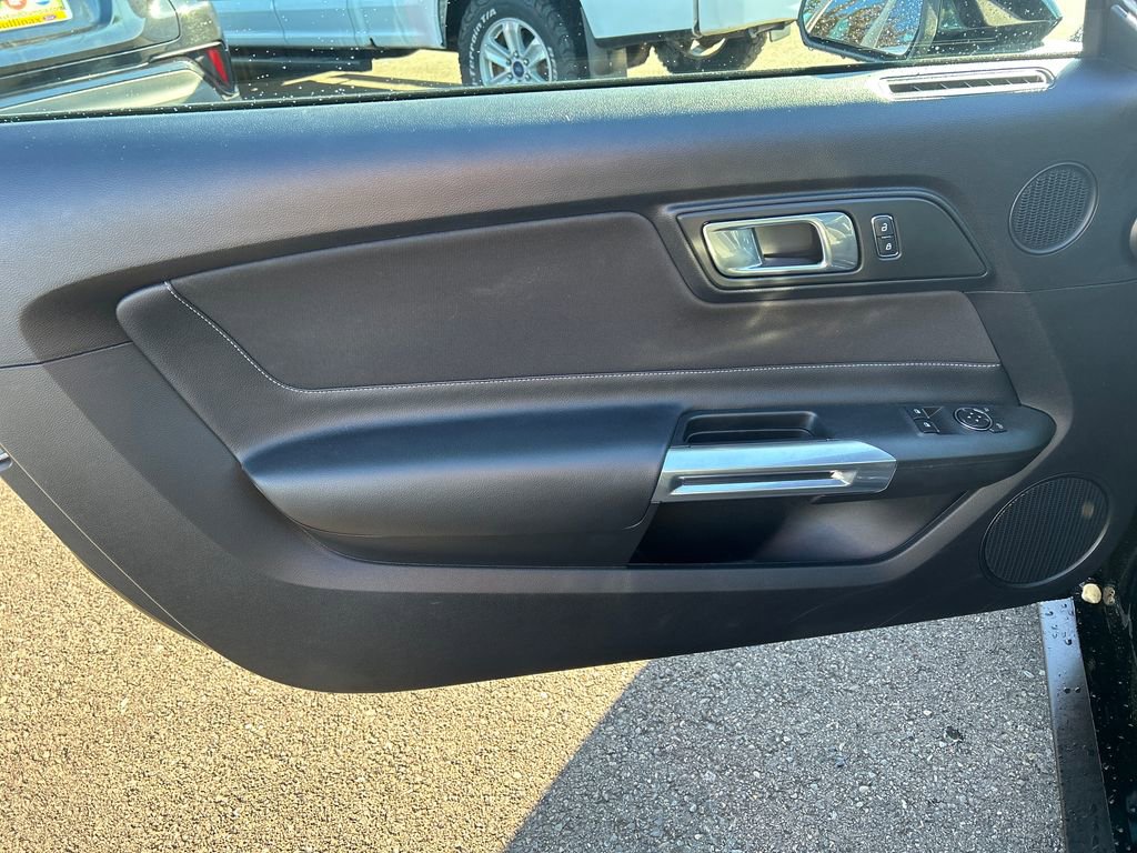 Certified 2018 Ford Mustang GT w/ GT Performance Package image 20