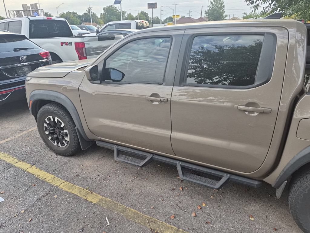 Used 2024 Nissan Frontier Pro-X RWD image 7