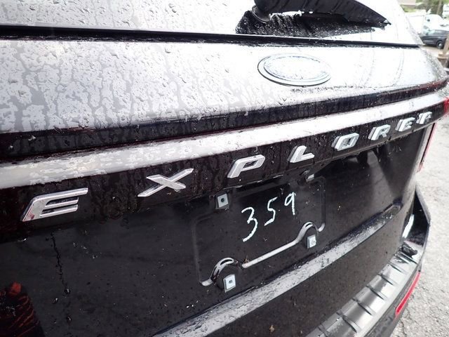 Certified 2025 Ford Explorer Active w/ Active Comfort Package AWD/4WD image 10