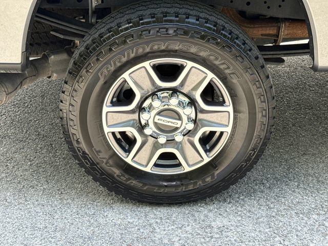 Certified 2025 Ford F250 Lariat w/ FX4 Off-Road Package AWD/4WD image 10